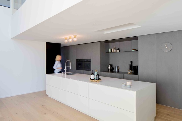 Haus Vae modern-kitchen