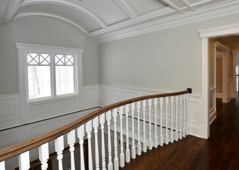 Inspiration for a transitional entryway remodel in New York