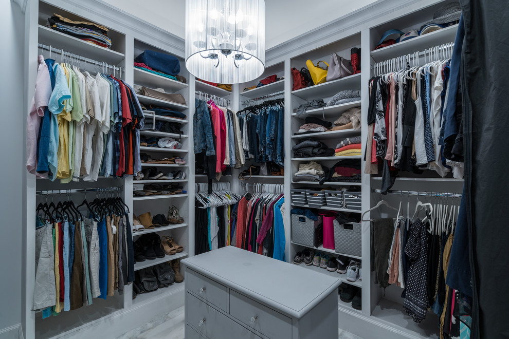 Transitional closet photo in Phoenix