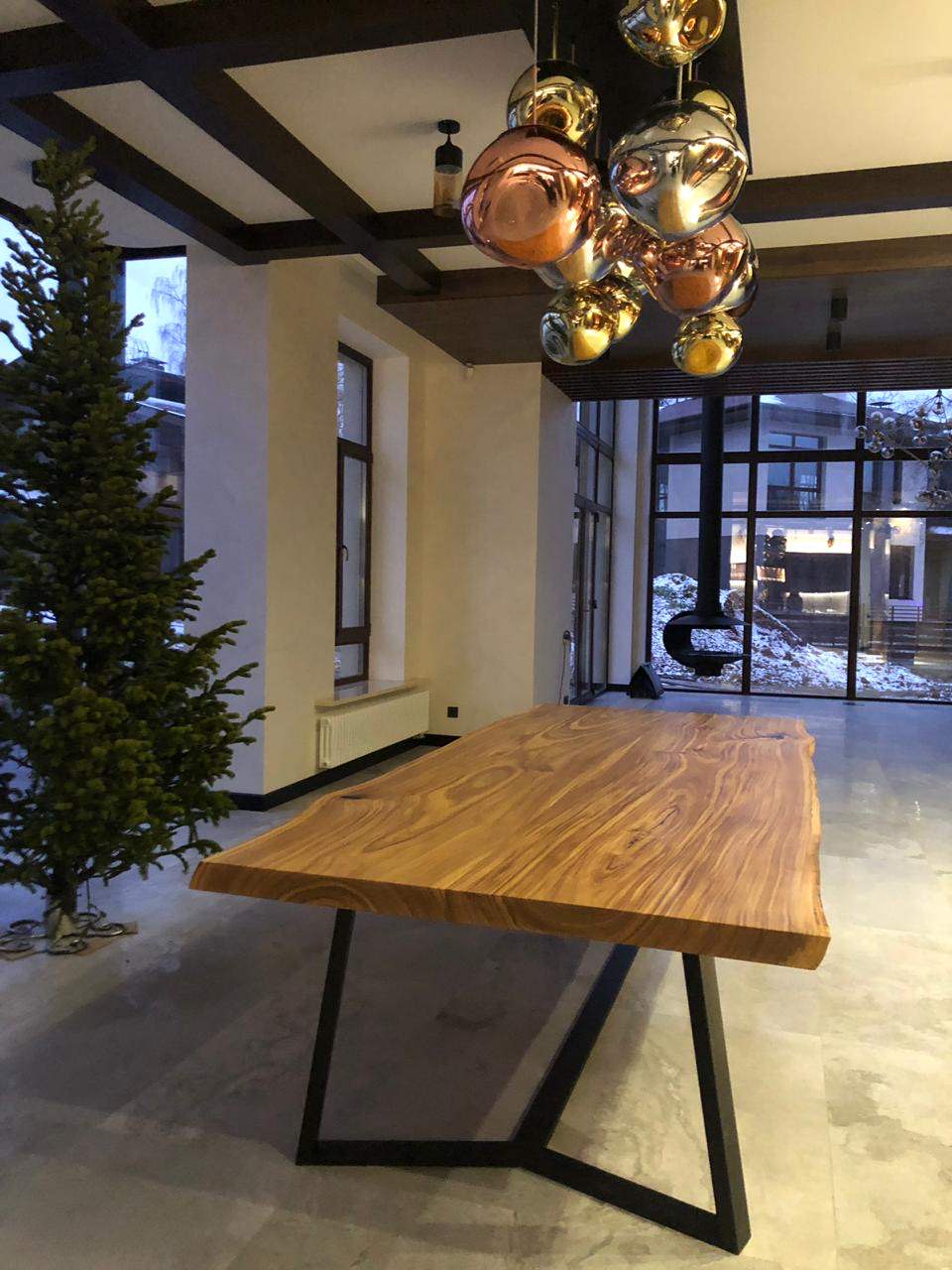 Стол из слэбов карагача