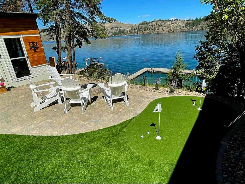 Tambellini Outdoor Lounge with Putt-Putt