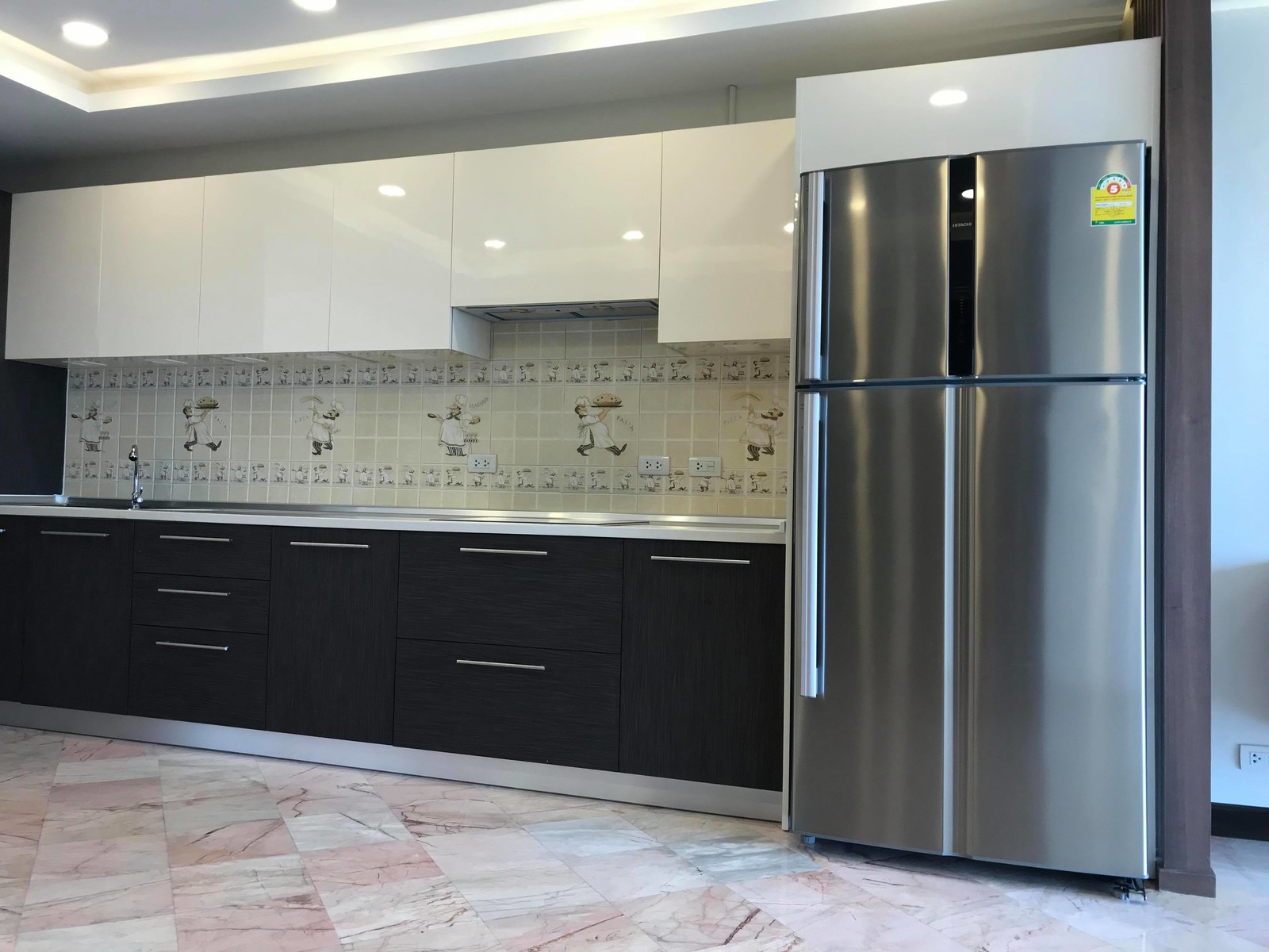 Two bedrum at thappraya road, Pattaya