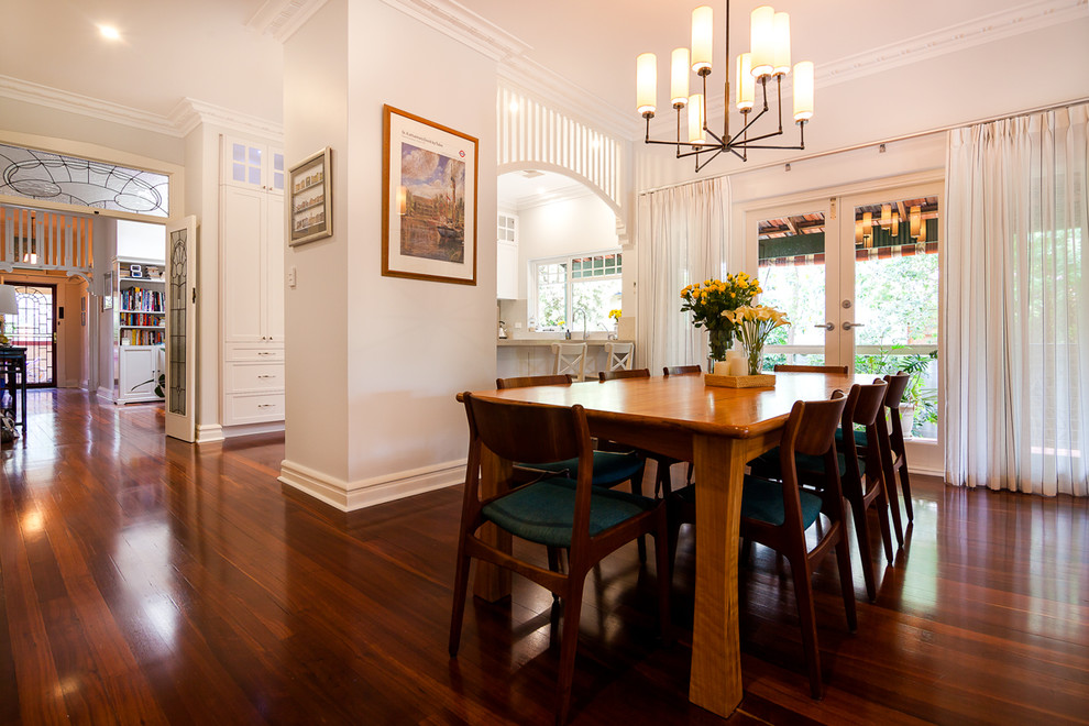 Inspiration for a traditional dining room in Perth.