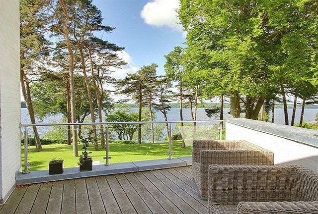 Niels Skriversvej, Virum scandinavian-terrace