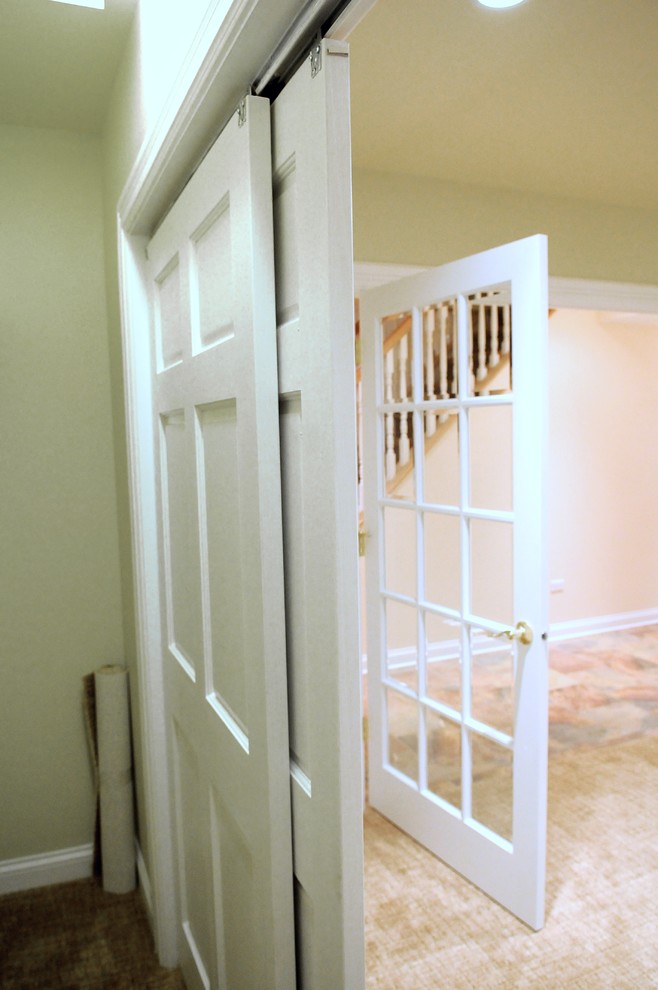 Transitional closet photo in Chicago