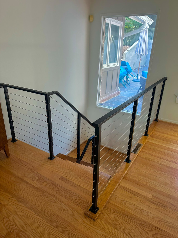 INTERIOR/EXTERIOR CABLE RAILING