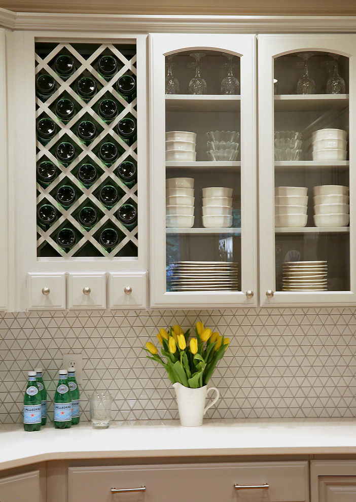 Inspiration for a transitional kitchen remodel in Raleigh
