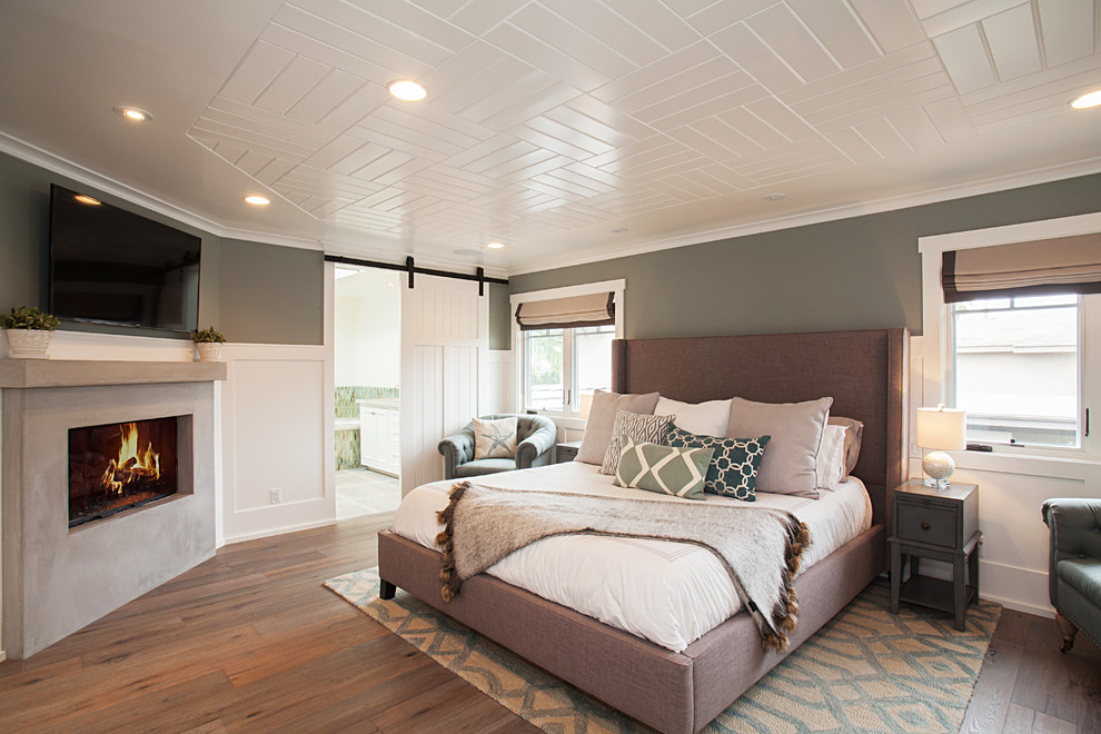 Inspiration for a transitional bedroom in Orange County.