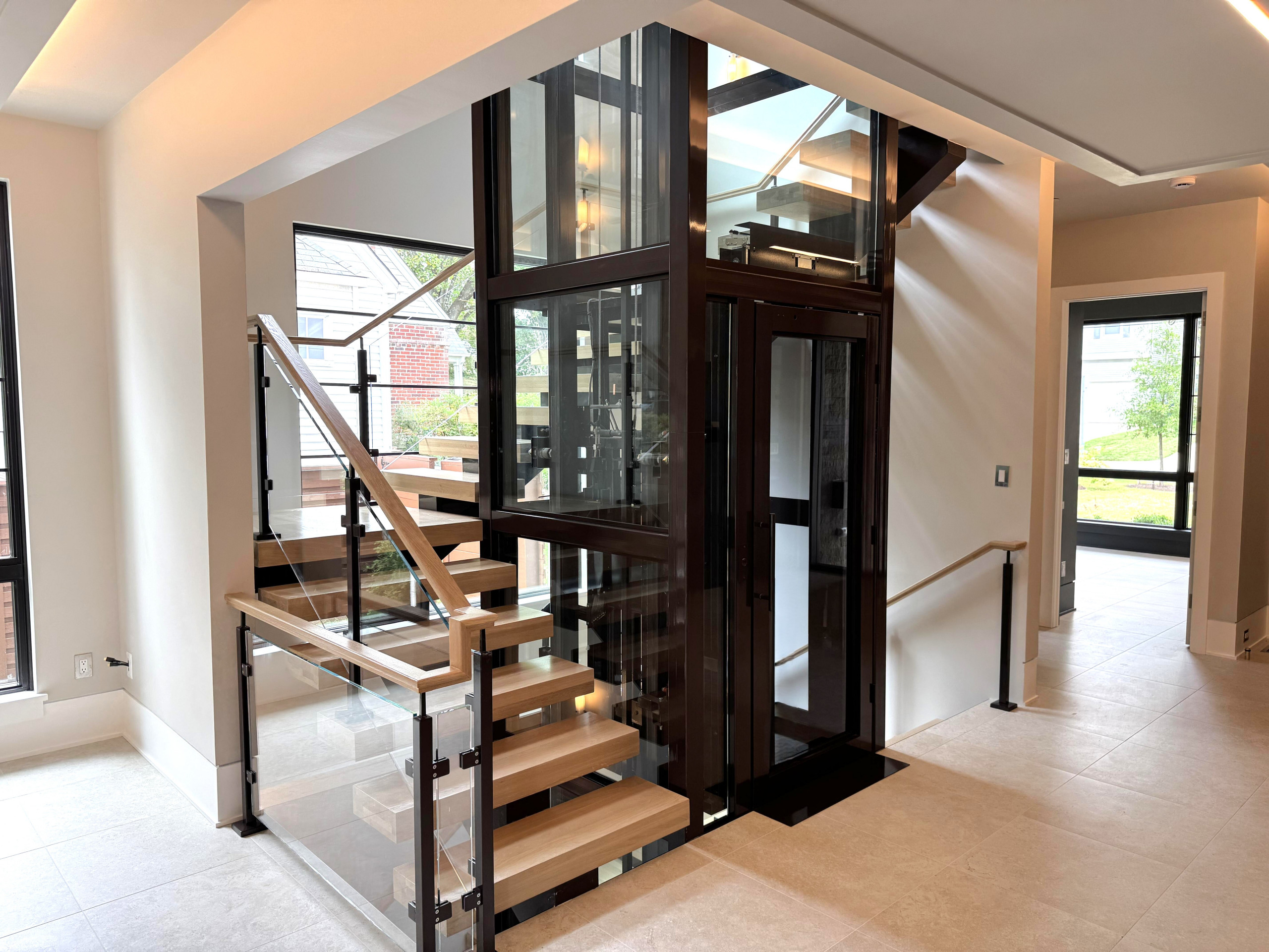 136_Modern Mono-Beam Encircling Glass Elevator, Bethesda, MD 20814