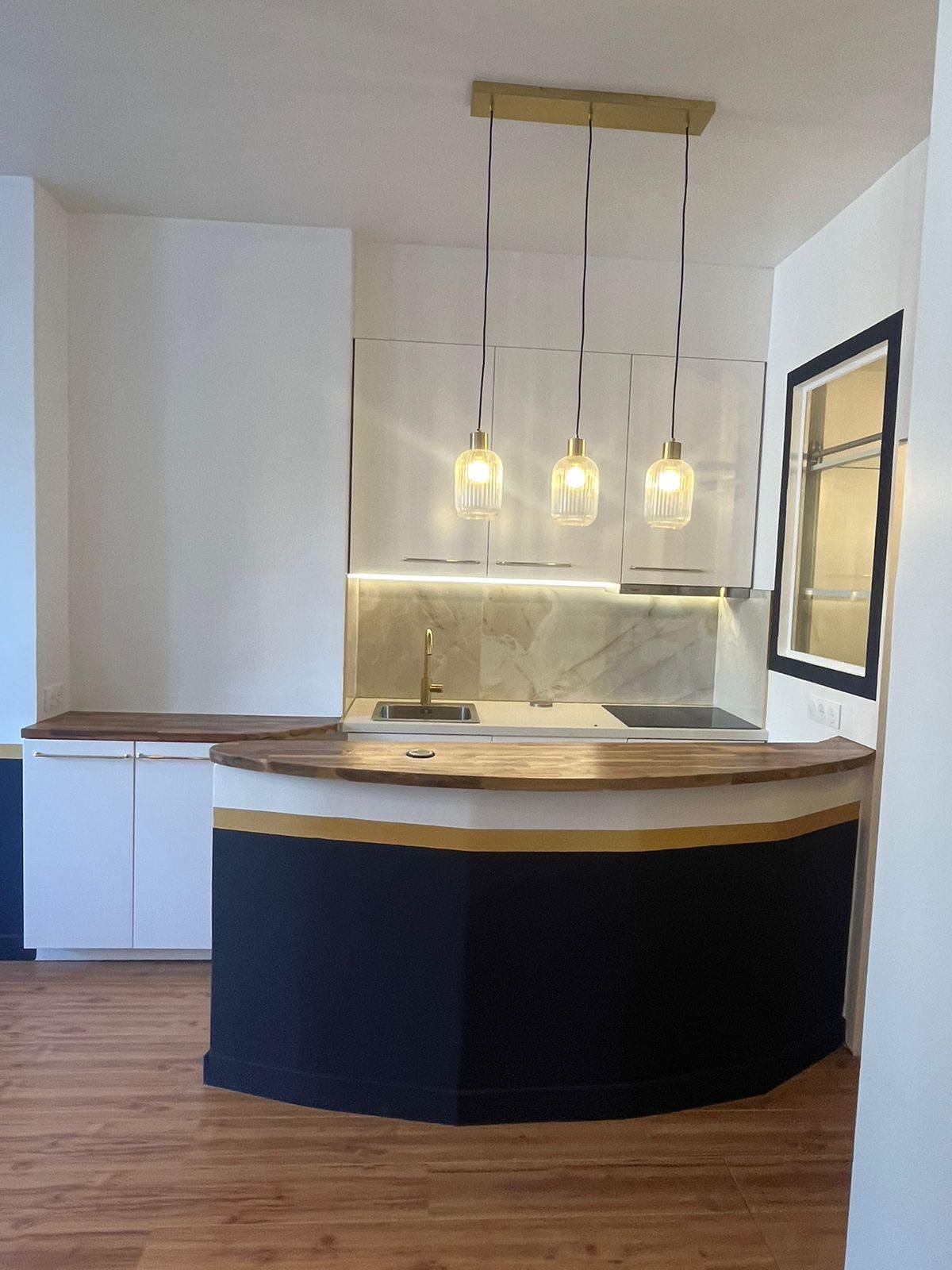 studio PARIS 7ème