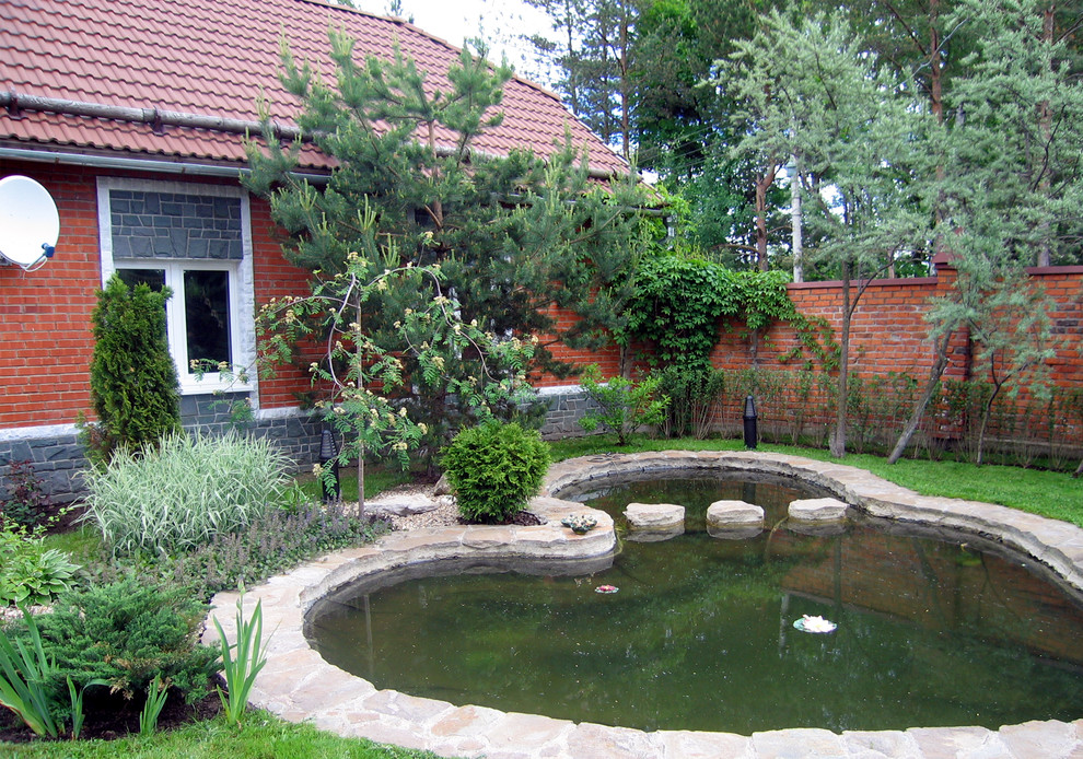 Вода в саду. Наши работы прошлых лет.