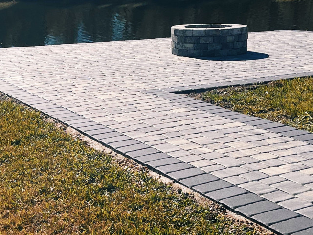 PATIO AND PAVERS maritim-patio