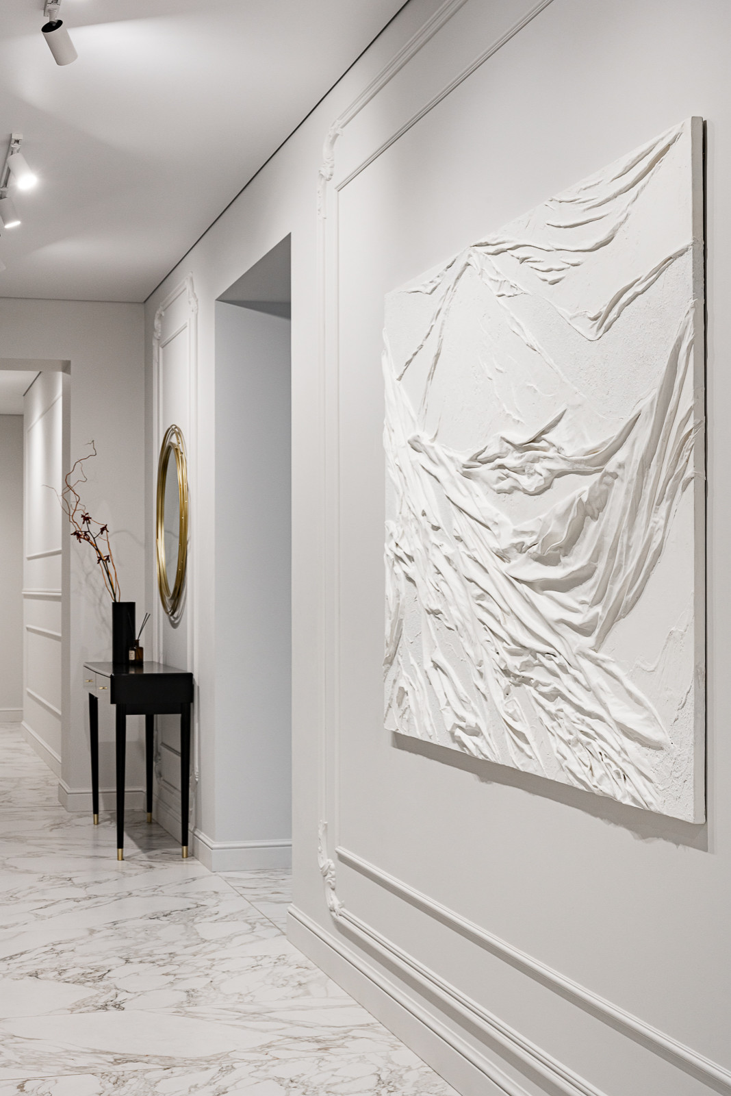 Просторная квартира с ноткой Парижского шика