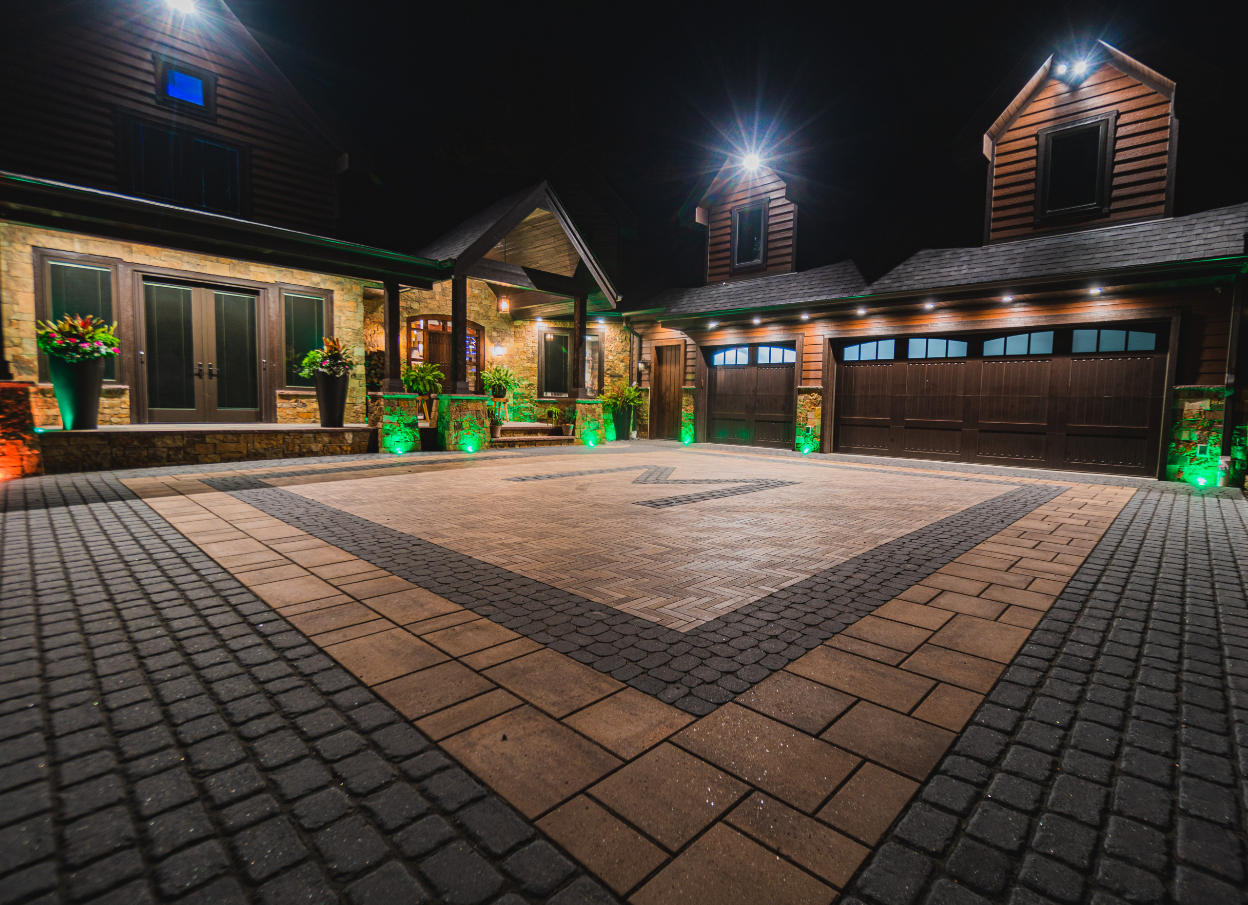 Award Winning Driveway Courtyard