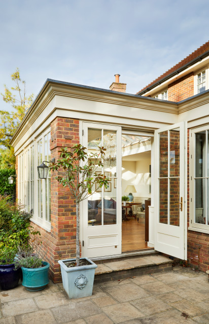 A Classically Styled Orangery in the Surrey Countryside nyklassisk-hus-og-facade
