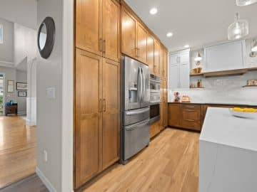 Kitchen - transitional kitchen idea
