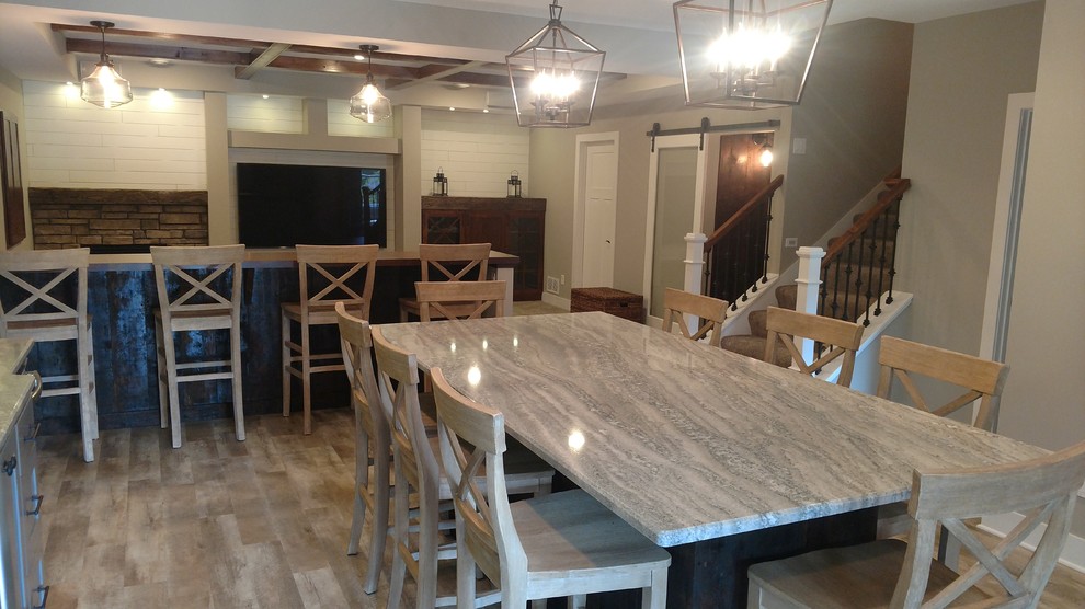 Cottage chic home design photo in Minneapolis