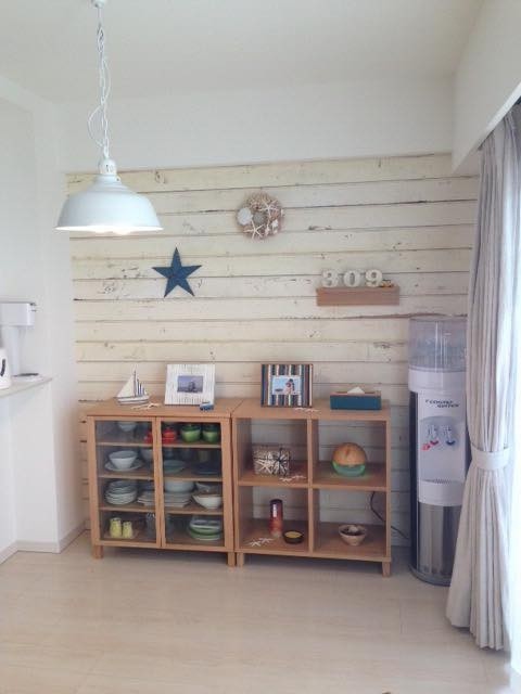 Diy リビング 古材風の木目壁紙で西海岸風インテリア Other By Deco All Okayama デコール岡山 Houzz Nz