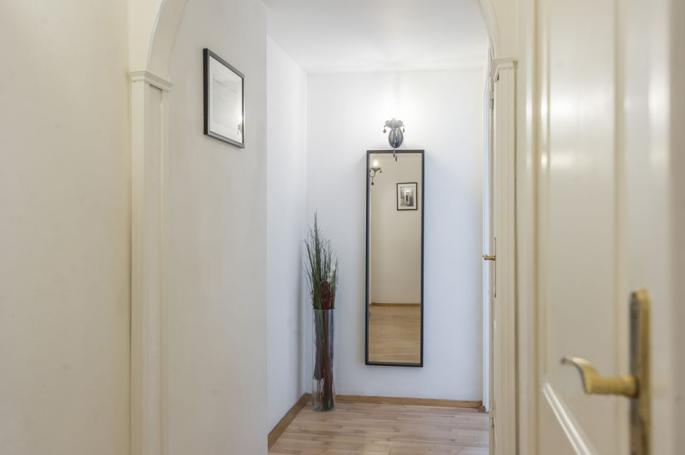 Декорирование квартира в центре Москвы под сдачу в посуточную аренду