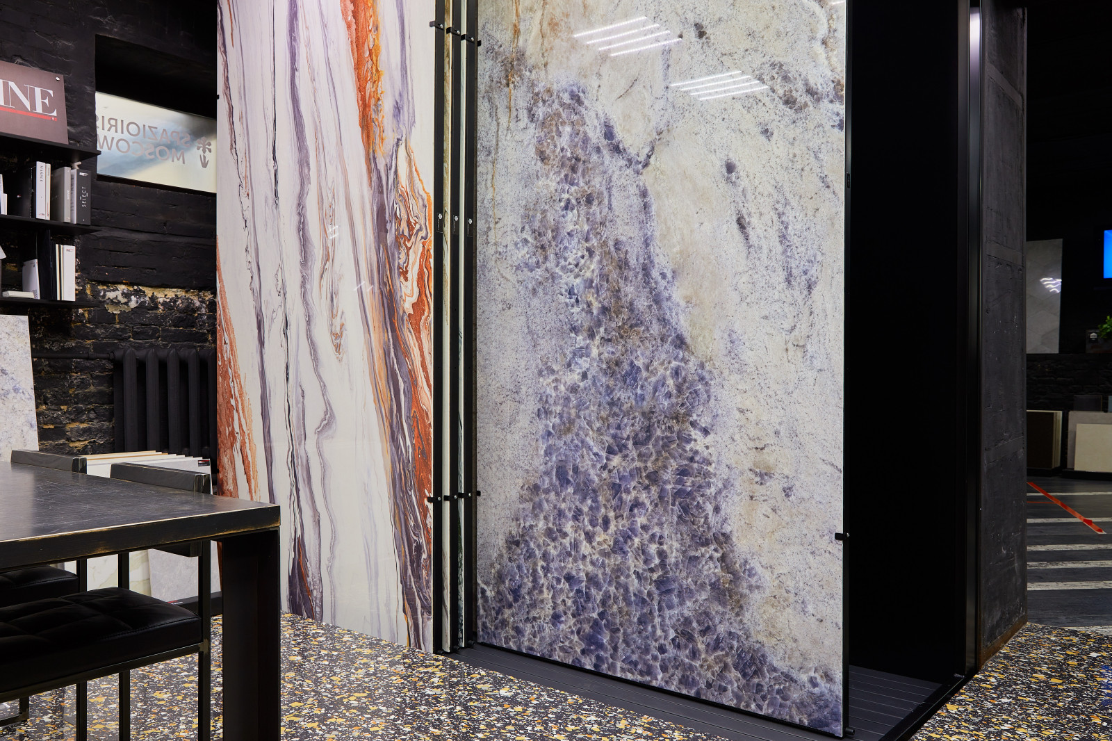 Экспозиция шоурума SpazioIris Moscow