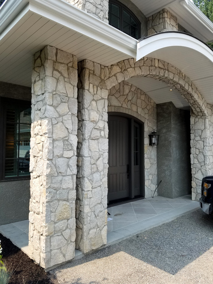 Huge mountain style home design photo