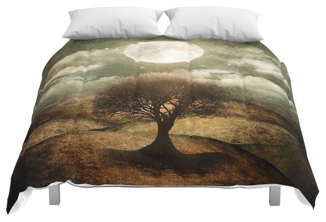 Once Upon A Time... The Lone Tree. Comforters - King: 104  x 88