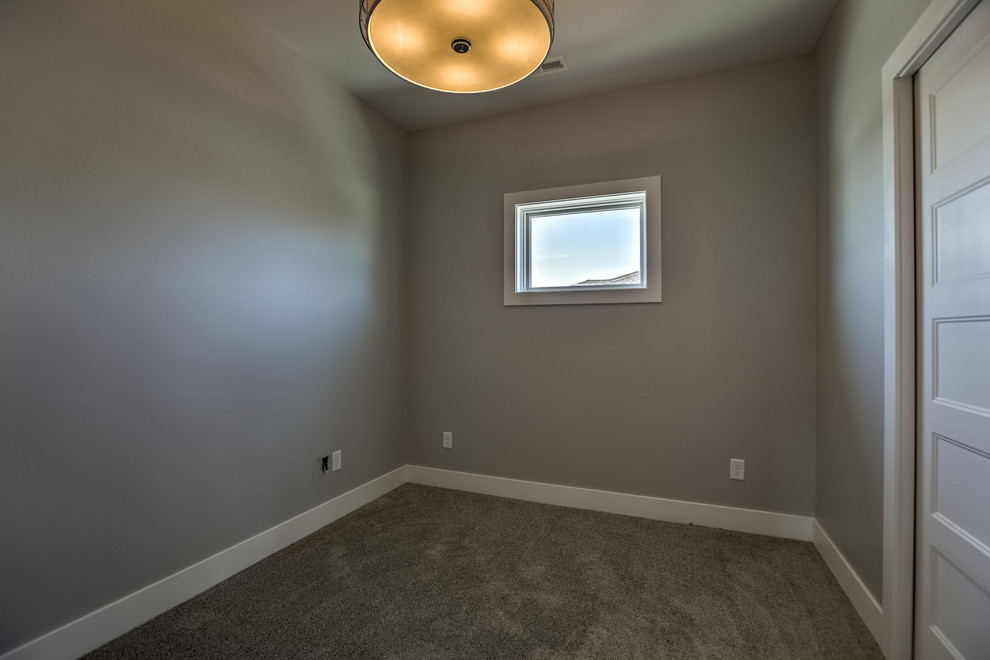 Home design - transitional home design idea in Omaha
