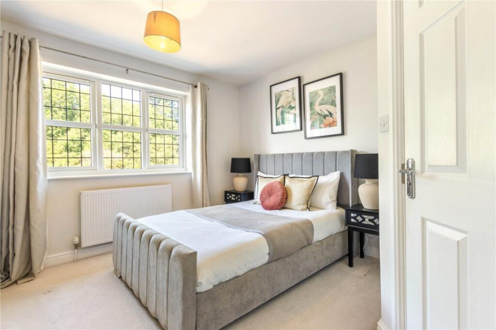 2 Sandpiper Way - Stage to Sell