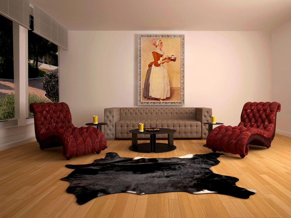 уютная комната с большими окнами с видом прекрасный сад