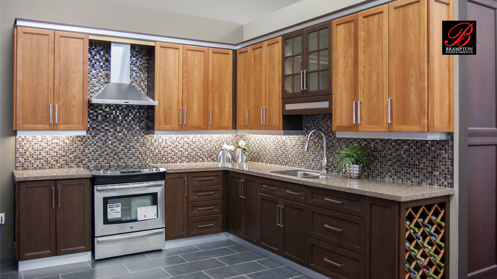 Kitchen - kitchen idea in Toronto