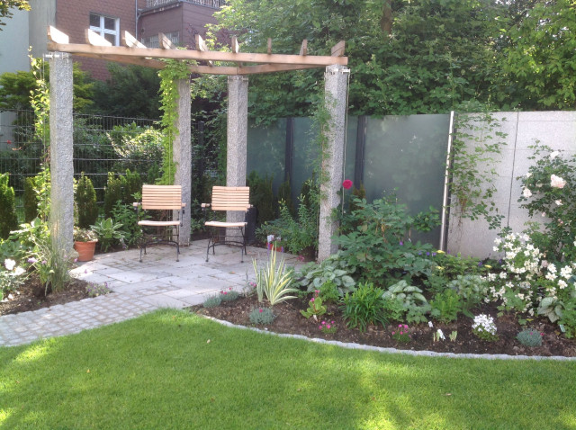 Gartenanlage mit Pavillon Klassisch Garten Essen von KAISER