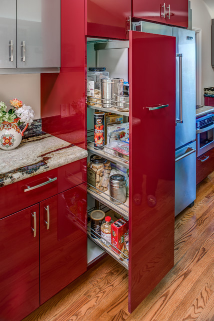 Ultra Contemporary Red High Gloss Kitchen Designed By Cynthia