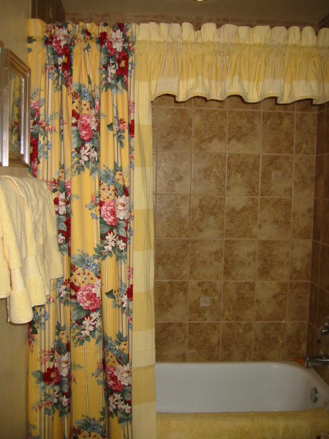 Home design - traditional home design idea in Other