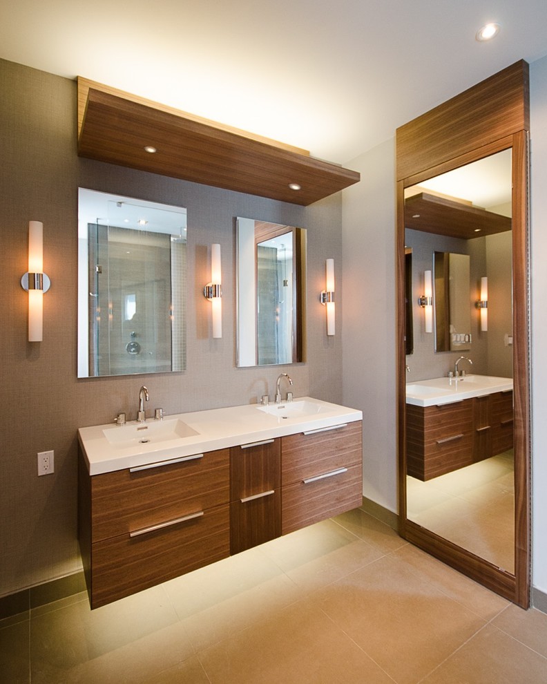 This is an example of a mid-sized transitional master bathroom in Toronto with medium wood cabinets.
