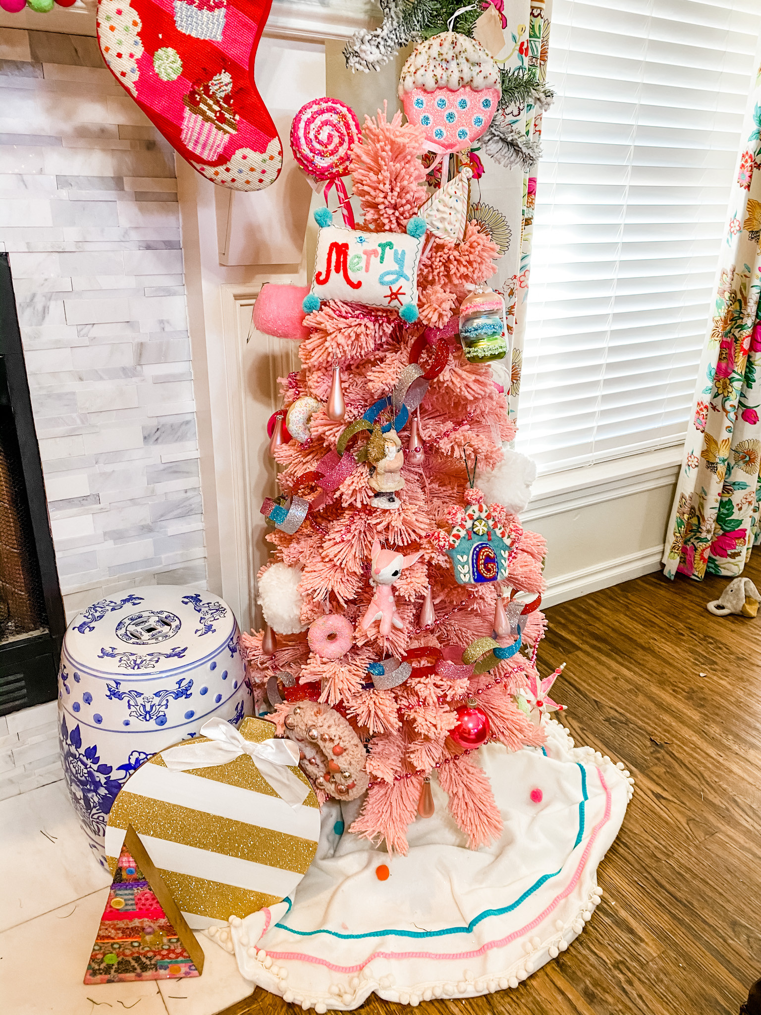 Pink Christmas Home Decor