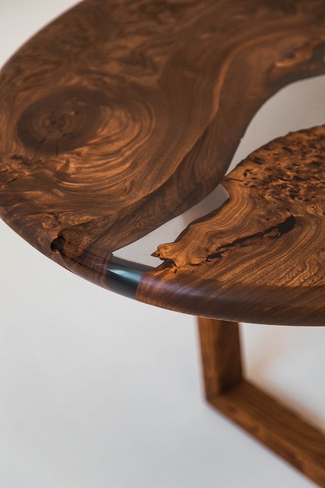 Стол Разживин