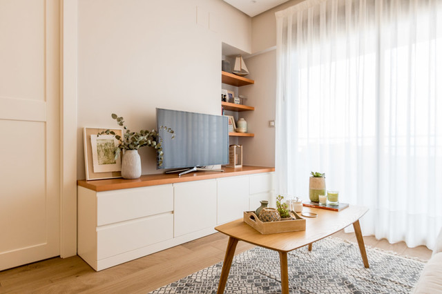Apartamento junto al mar coastal-living-room
