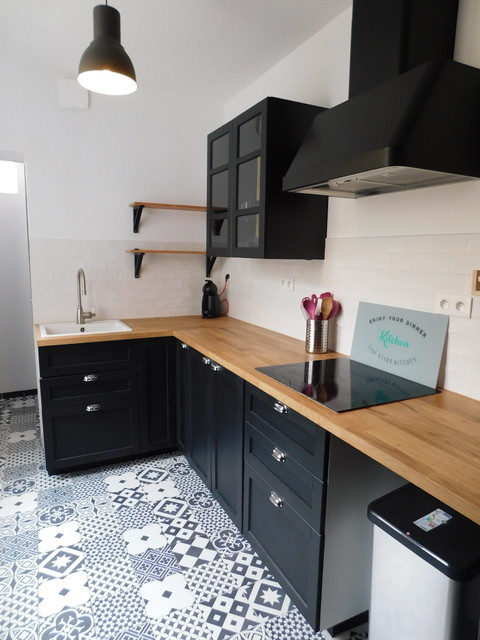 D&eacute;coration maison 1930 Douai industrial-kitchen