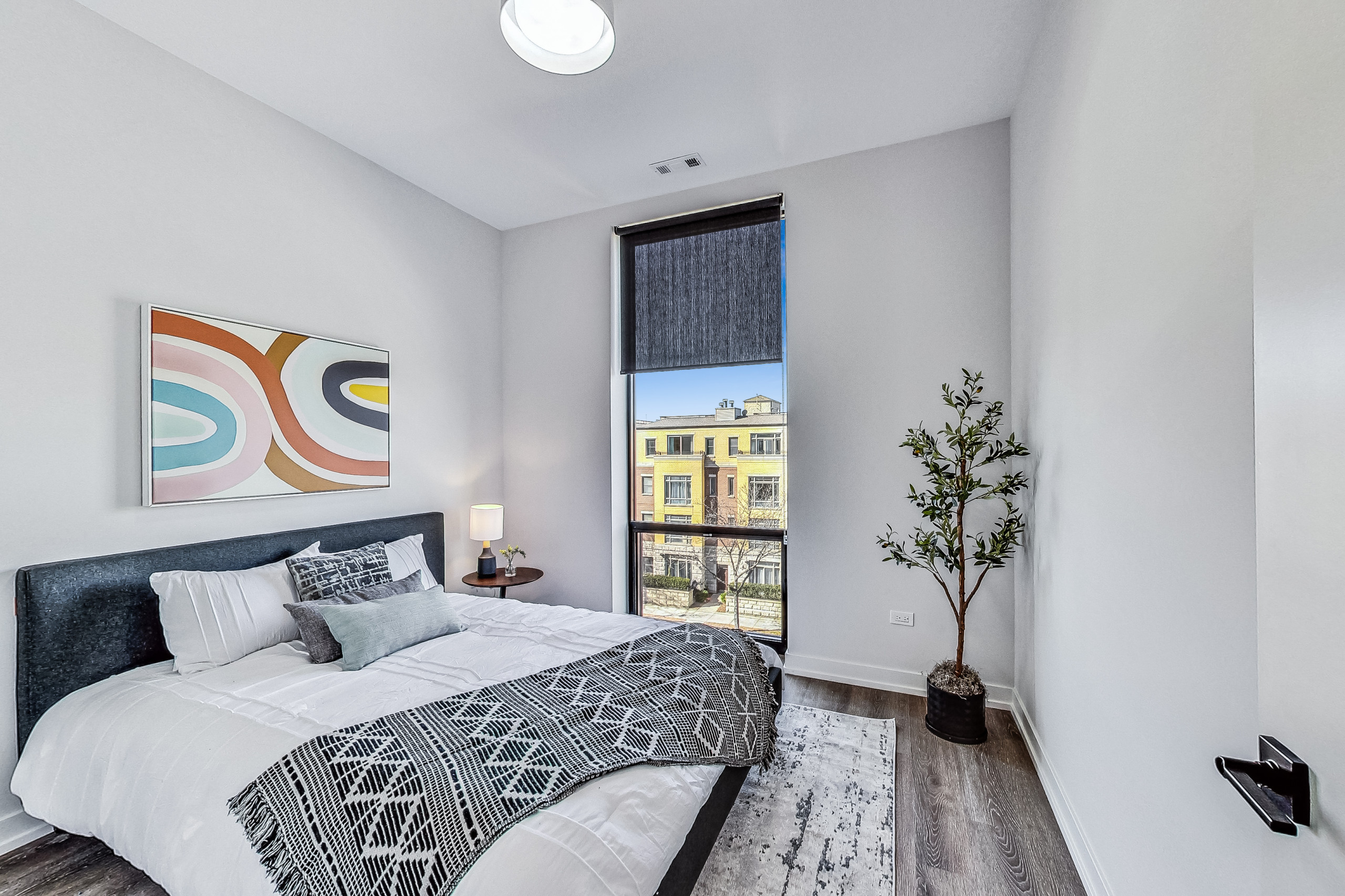 Low Line Commons Phase 2  | Model Unit 407 Staging