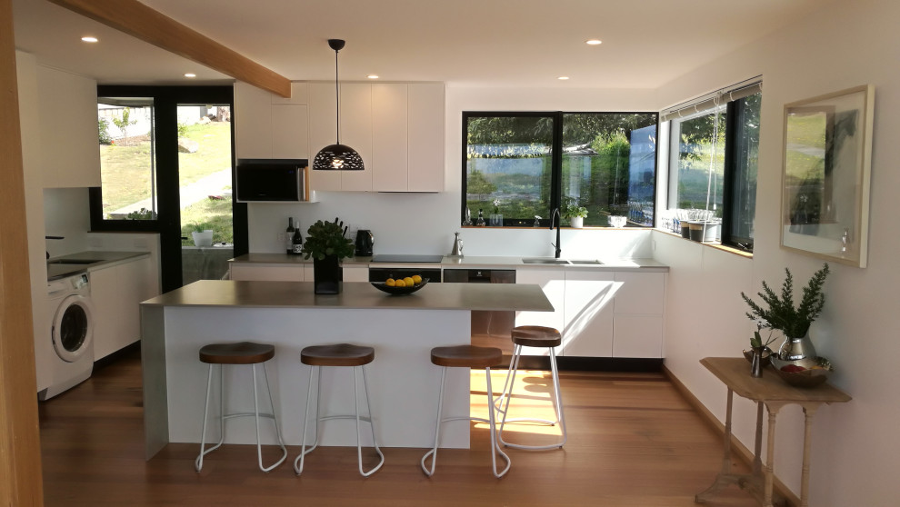Rosny kitchen renovation Modern Kitchen Hobart by Daniel