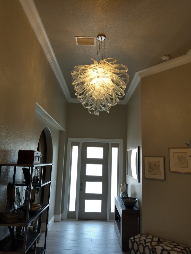 Entryway - transitional entryway idea in Miami