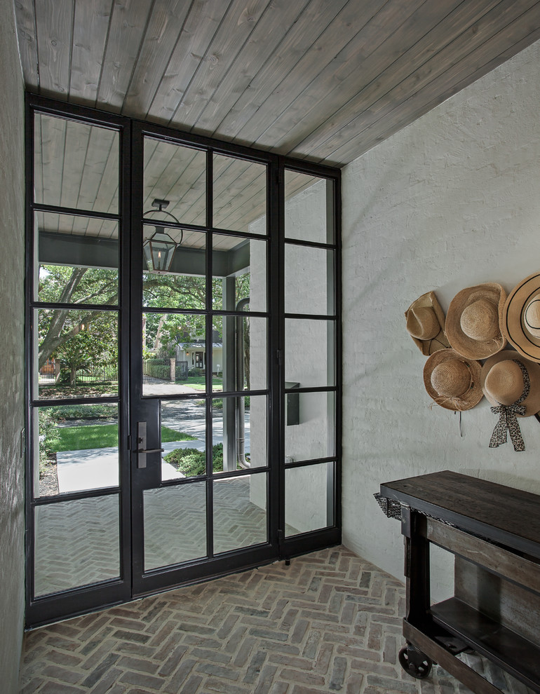 Entryway - transitional entryway idea in Houston