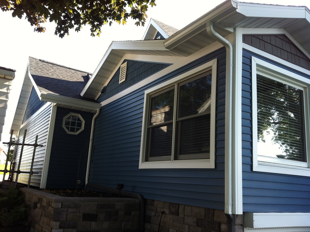 Exterior Siding Traditional Exterior Chicago by Gatz