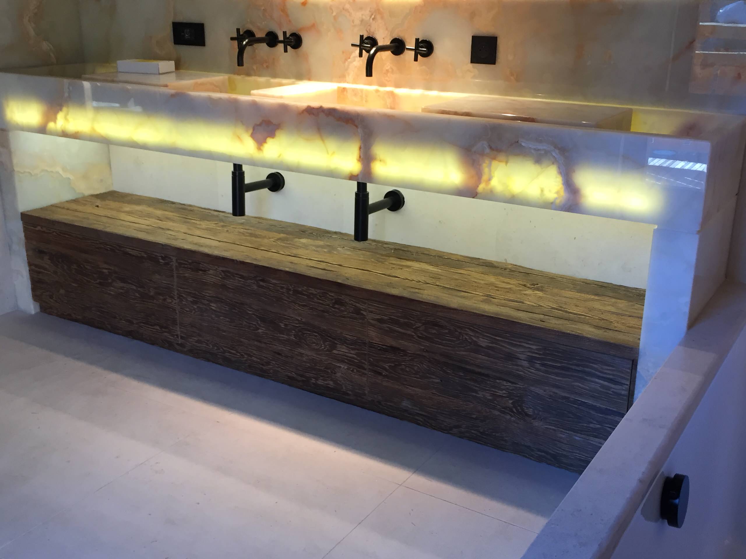 AGENCEMENT CHALET DE MONTAGNE - MEGEVE