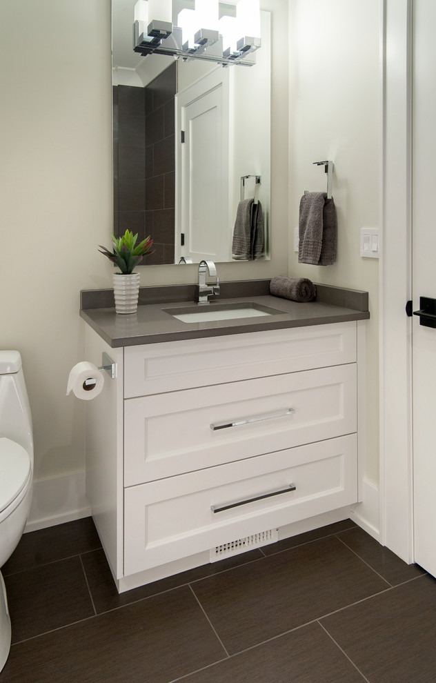Design ideas for a transitional bathroom in Vancouver.
