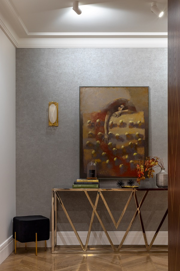 Картины в прихожей