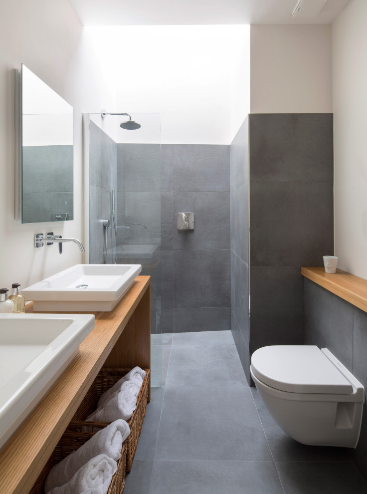 Design ideas for a contemporary bathroom in London.
