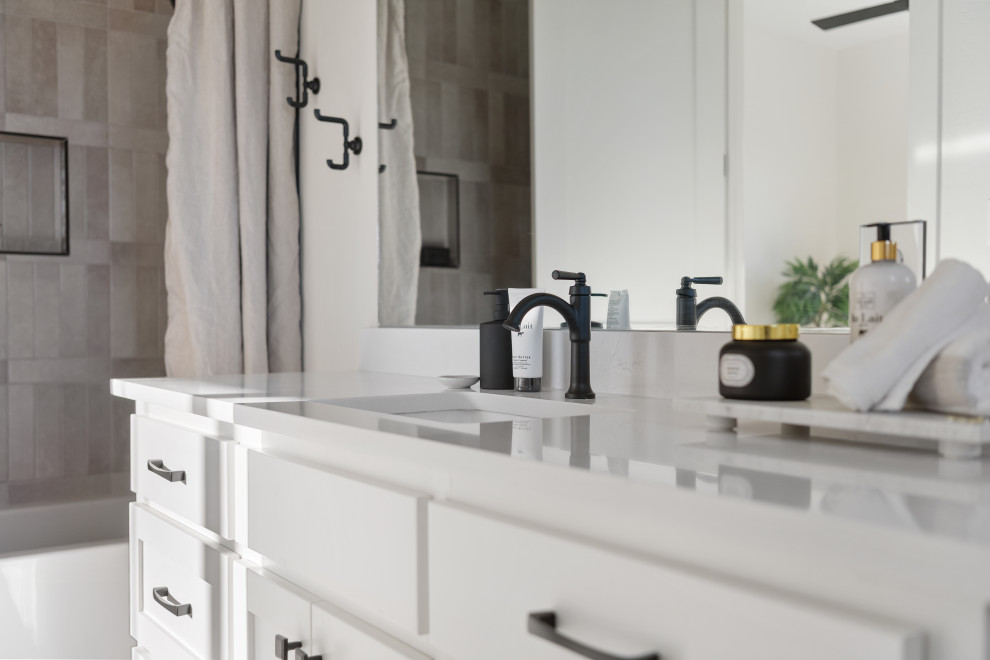 Project Saddle & Stone