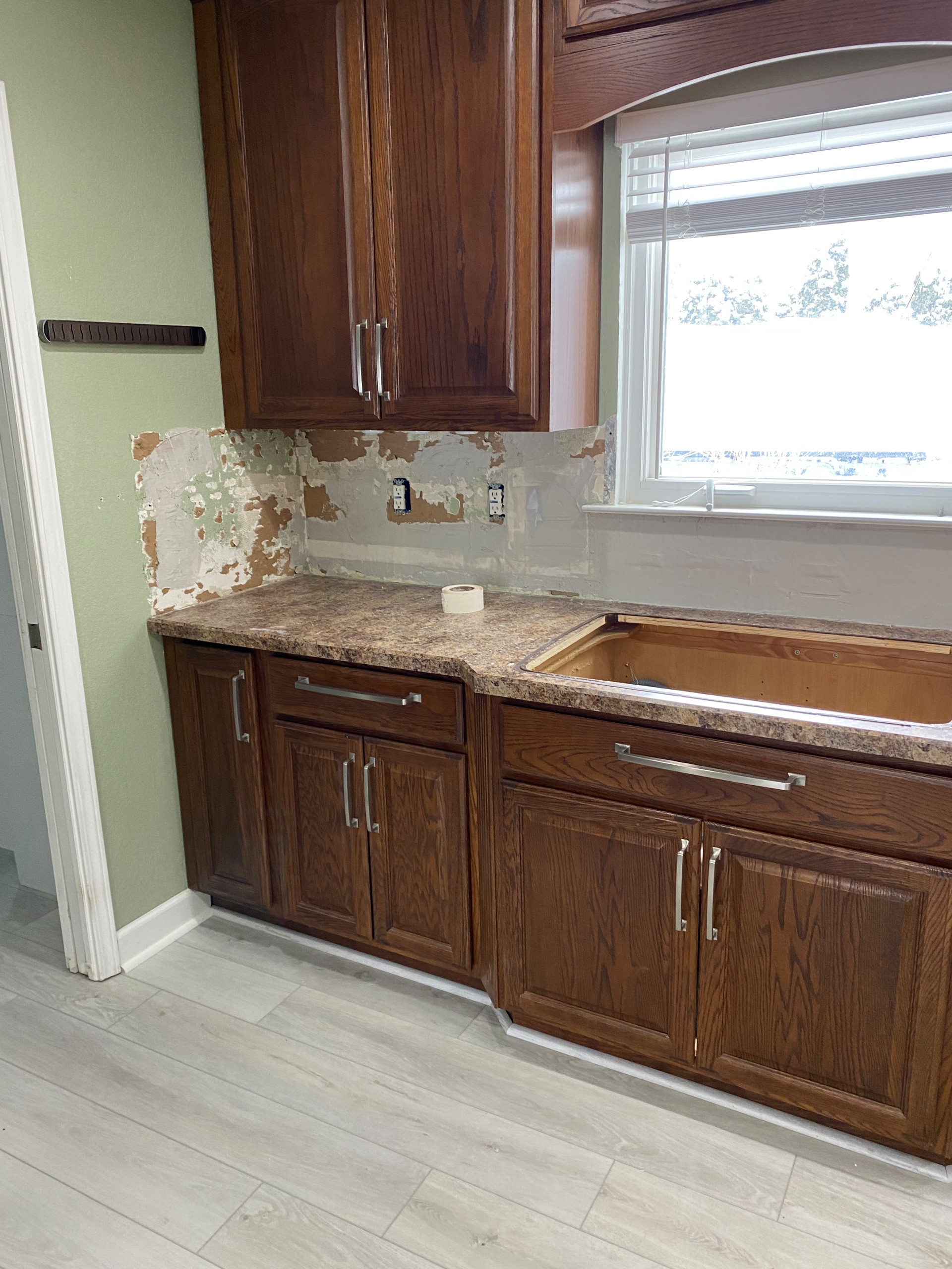 Waterford Quartz countertop and subway backsplash