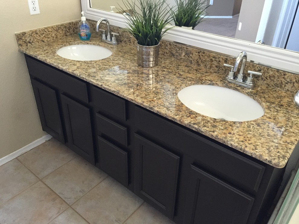 Inspiration for a timeless home design remodel in Phoenix